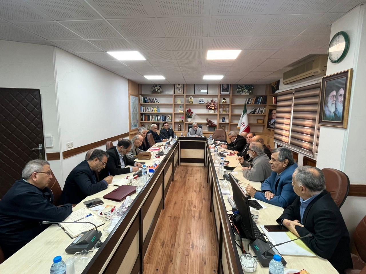 جلسه هم‌اندیشی مشاور استاندار و مدیر صندوق بازنشستگی استان با رؤسای کانون‌های بازنشستگی خوزستان